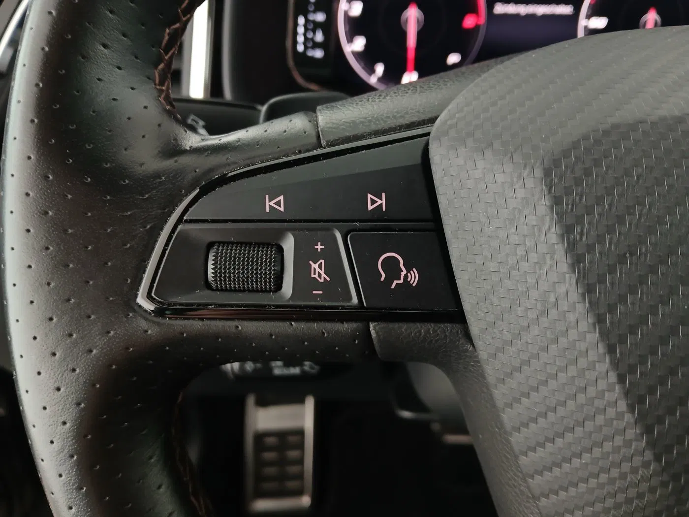 Cupra Ateca 2.0 TSI DSG | Bild 18 von 28