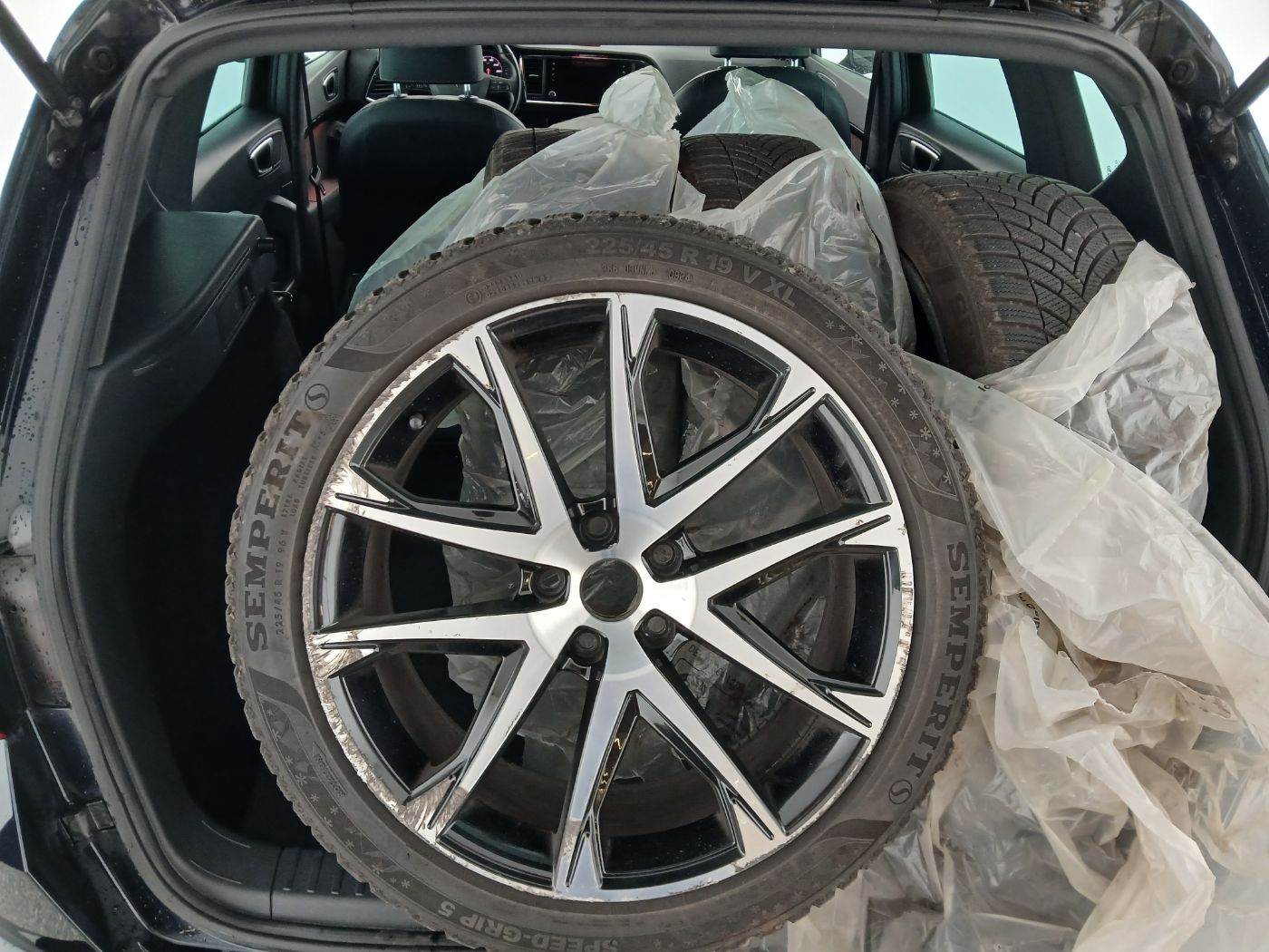 Cupra Ateca 2.0 TSI DSG | Bild 28 von 28