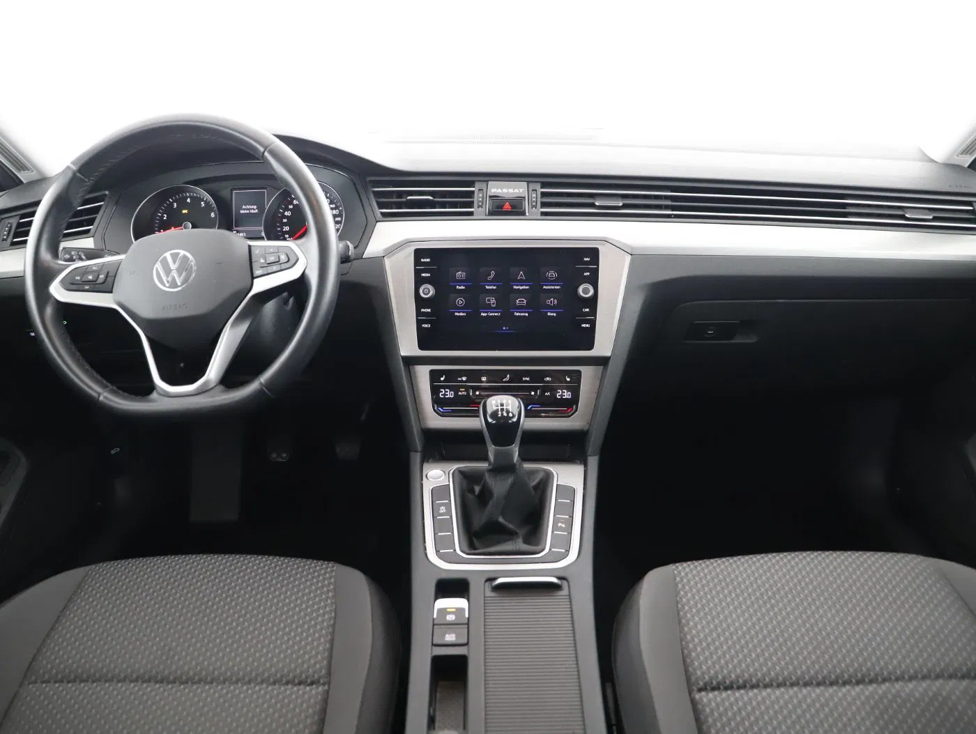 VW Passat Variant 1.5 TSI BMT | Bild 12 von 23