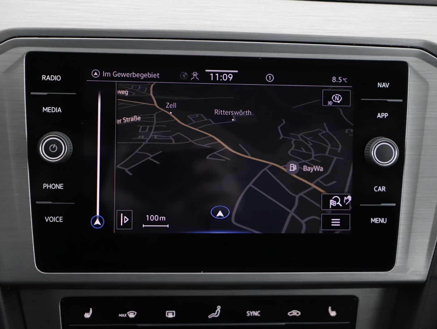 VW Passat Variant 1.5 TSI BMT | Bild 17 von 23
