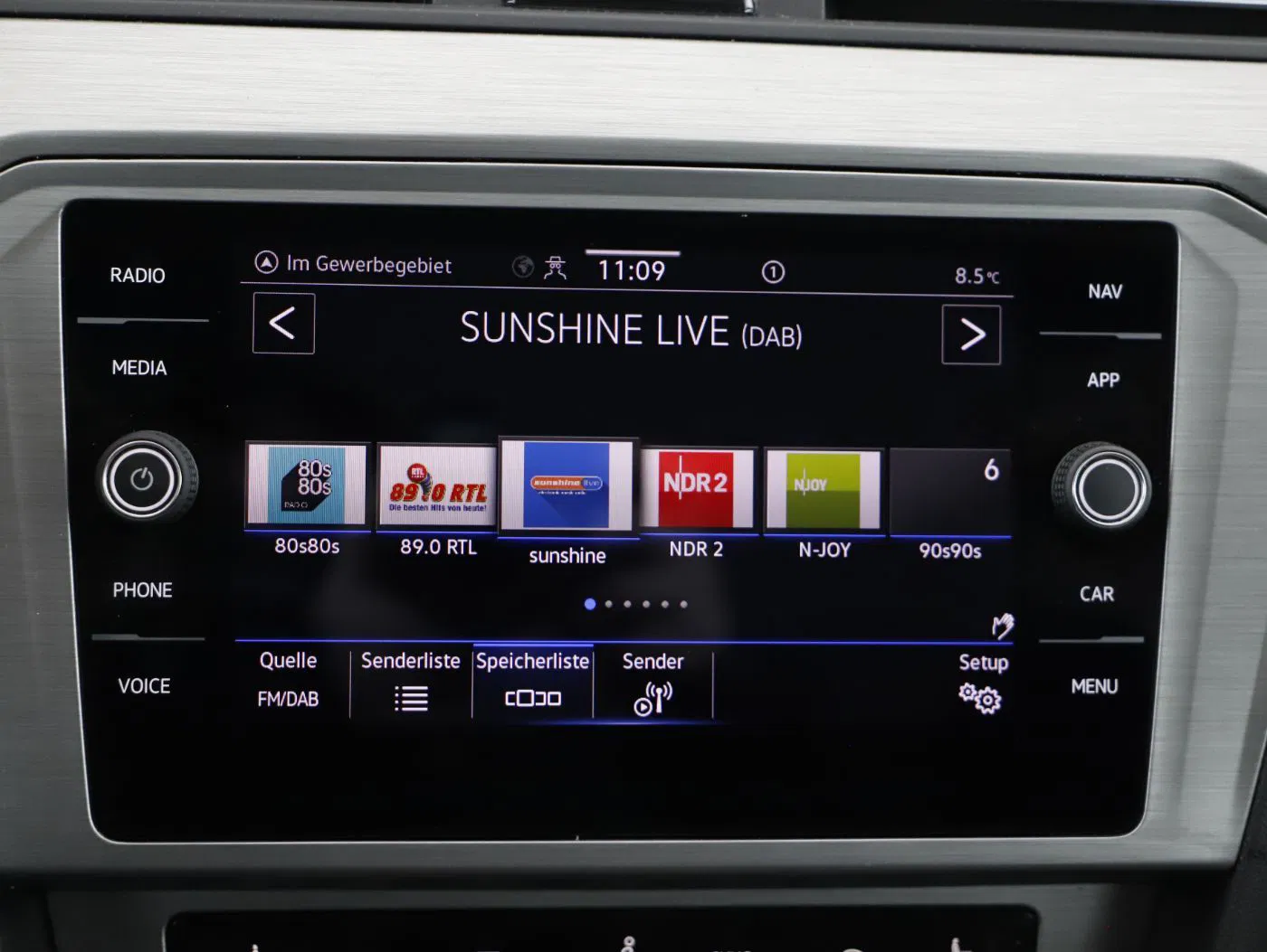 VW Passat Variant 1.5 TSI BMT | Bild 18 von 23