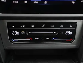 VW Passat Variant 1.5 TSI BMT | Thumbnail 19 von 23