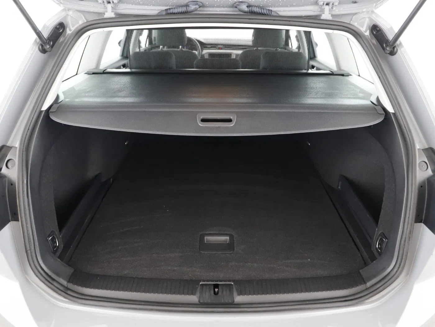 VW Passat Variant 1.5 TSI BMT | Bild 22 von 23