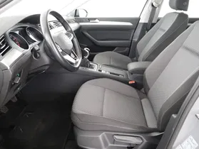 VW Passat Variant 1.5 TSI BMT | Thumbnail 13 von 24