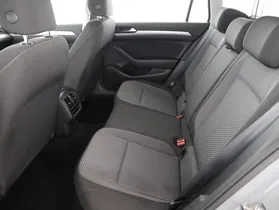 VW Passat Variant 1.5 TSI BMT | Thumbnail 14 von 24