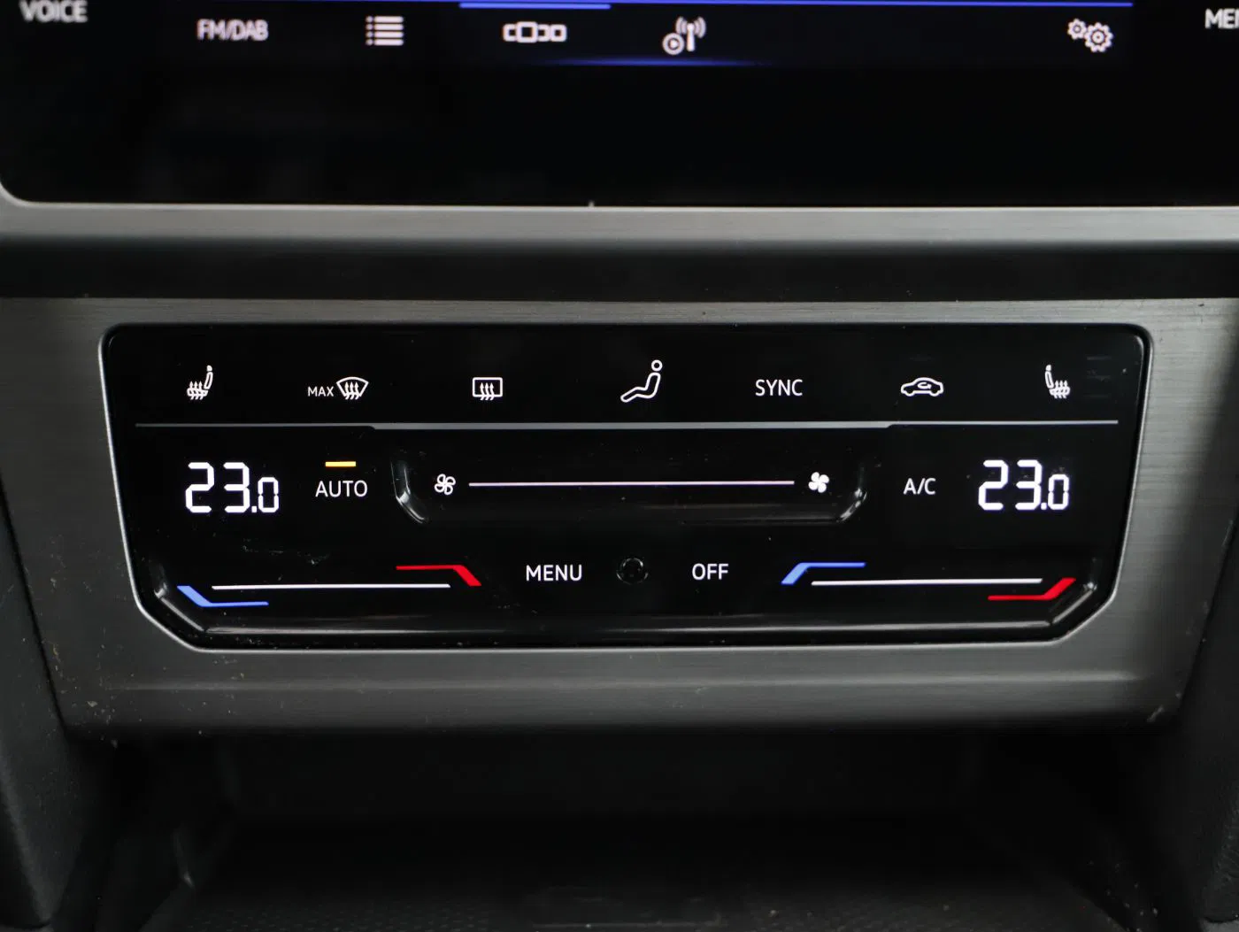 VW Passat Variant 1.5 TSI BMT | Bild 19 von 24