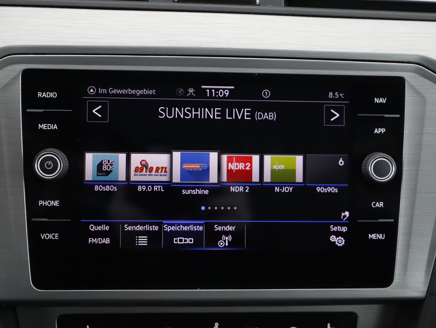 VW Passat Variant 1.5 TSI BMT | Bild 22 von 24