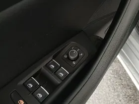 VW Passat Var. 1.5 TSI DSG Highline | Thumbnail 12 von 27