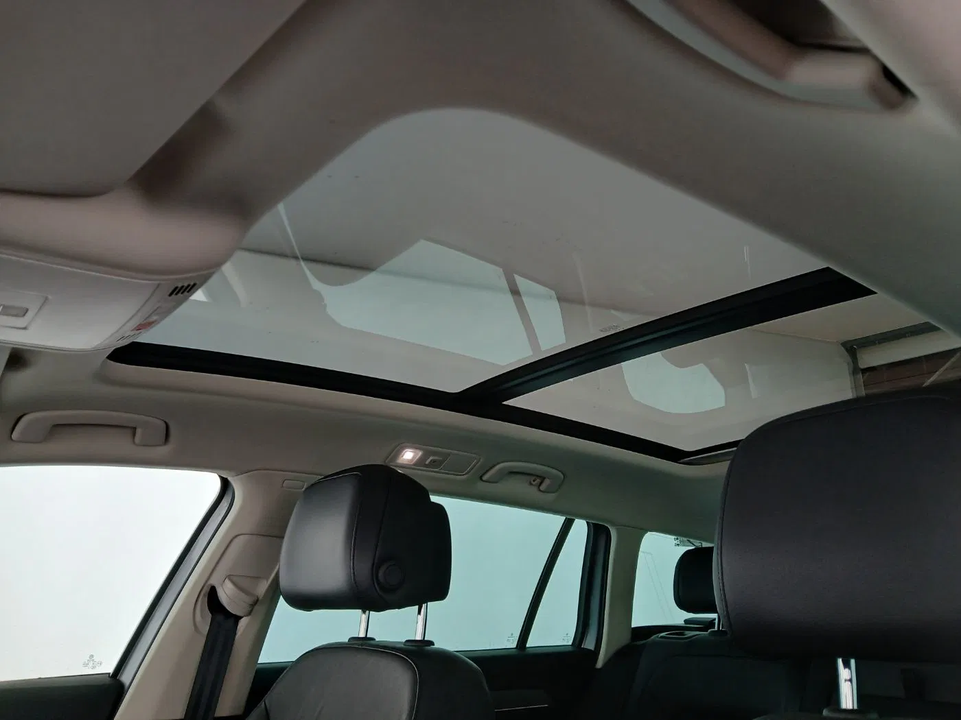 VW Passat Var. 1.5 TSI DSG Highline | Bild 15 von 27