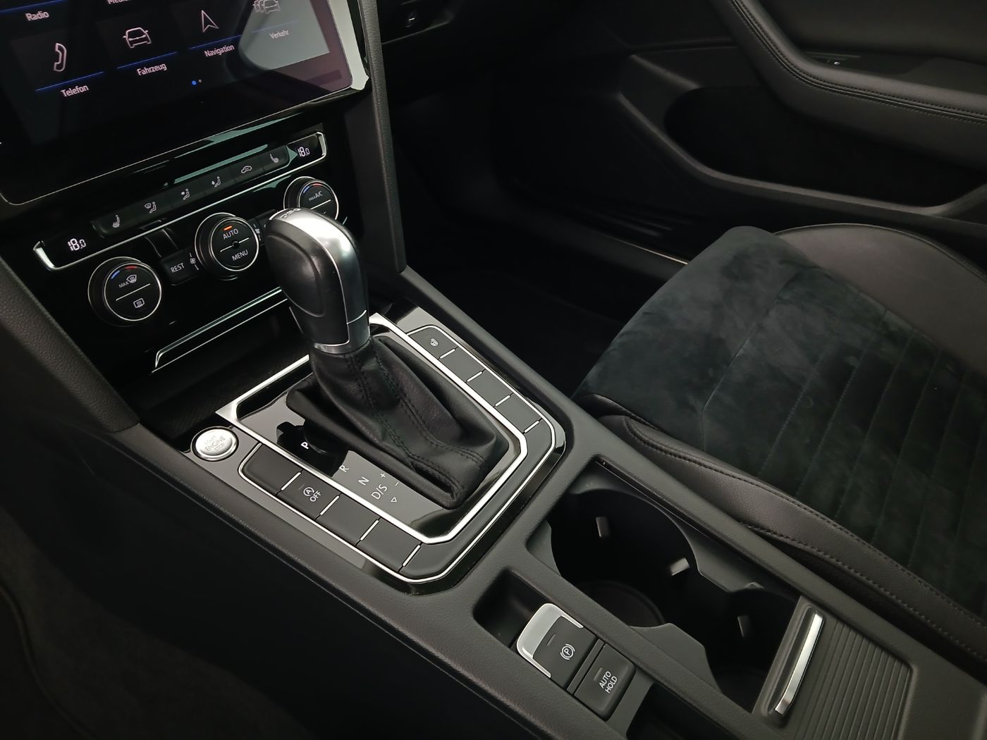 VW Passat Var. 1.5 TSI DSG Highline | Bild 23 von 27