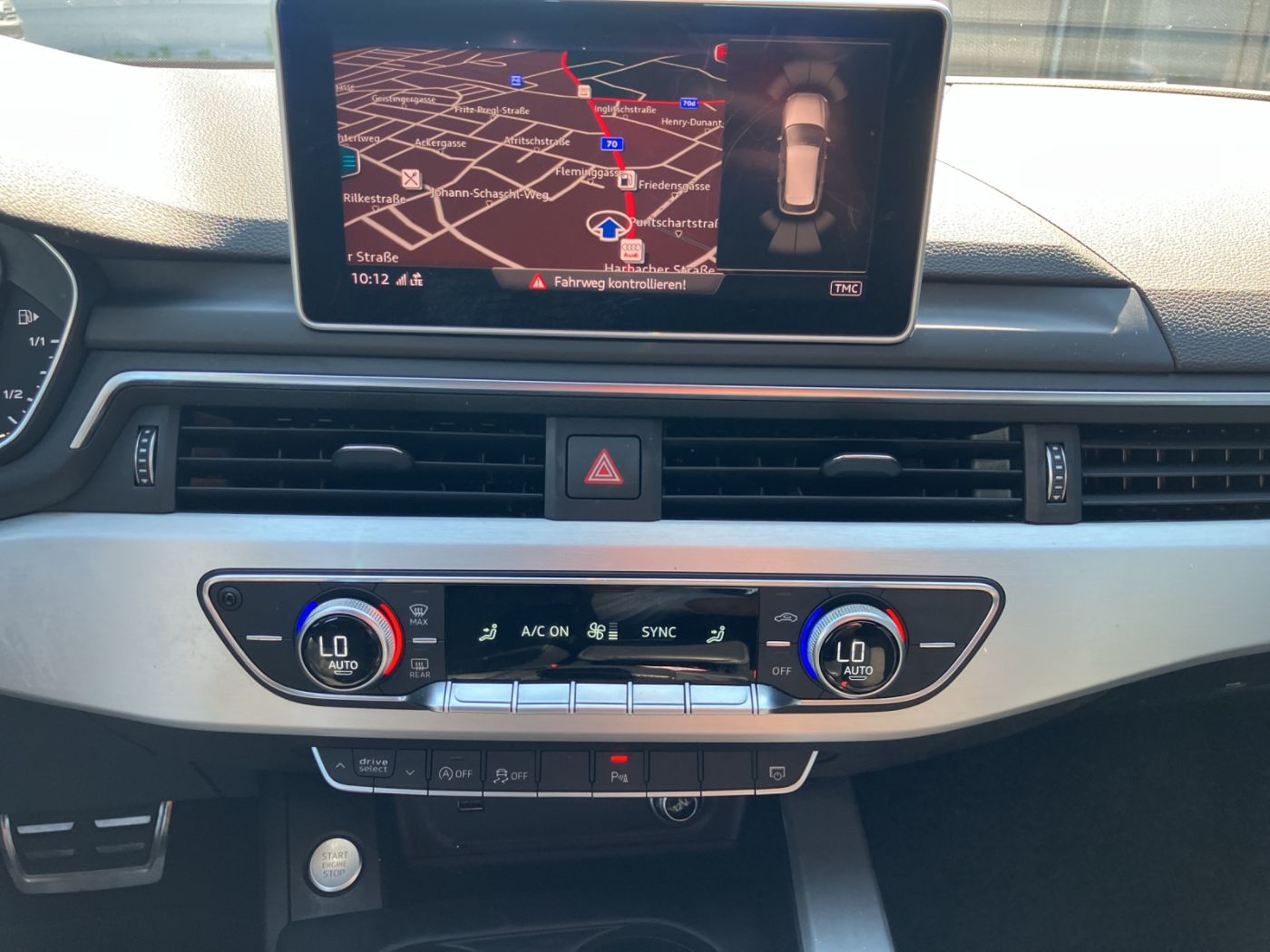 Audi A4 Avant 2.0 40 TDI sport | Bild 10 von 17