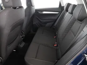 Skoda Octavia Combi 2.0 TDI Bus. DSG | Thumbnail 22 von 24