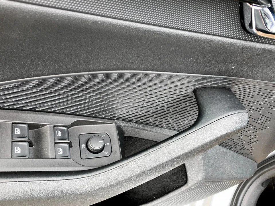 Skoda Octavia Combi 2.0 TDI Ambition | Bild 9 von 18