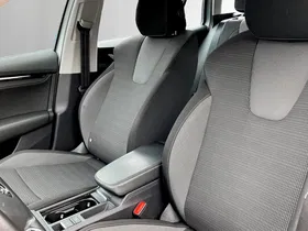 Skoda Octavia Combi 2.0 TDI Ambition | Thumbnail 11 von 18