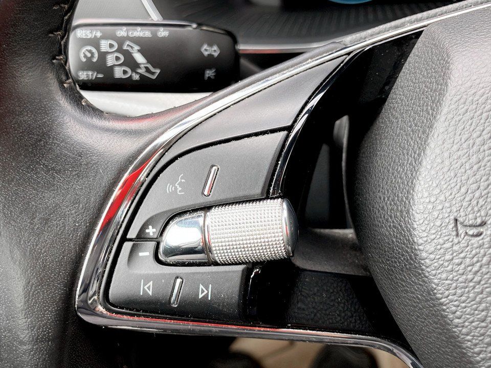 Skoda Octavia Combi 2.0 TDI Ambition | Bild 14 von 18