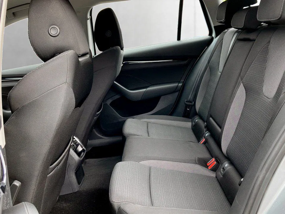 Skoda Octavia Combi 2.0 TDI Ambition | Bild 18 von 18