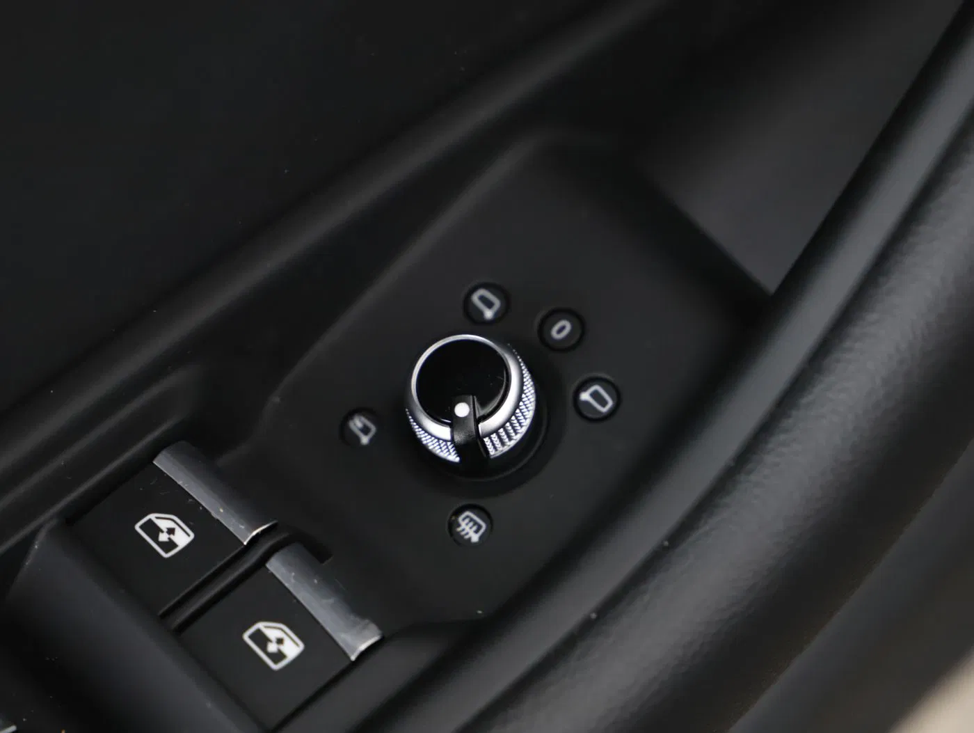 Audi A4 35 TFSI S-Line Aut. | Bild 12 von 28