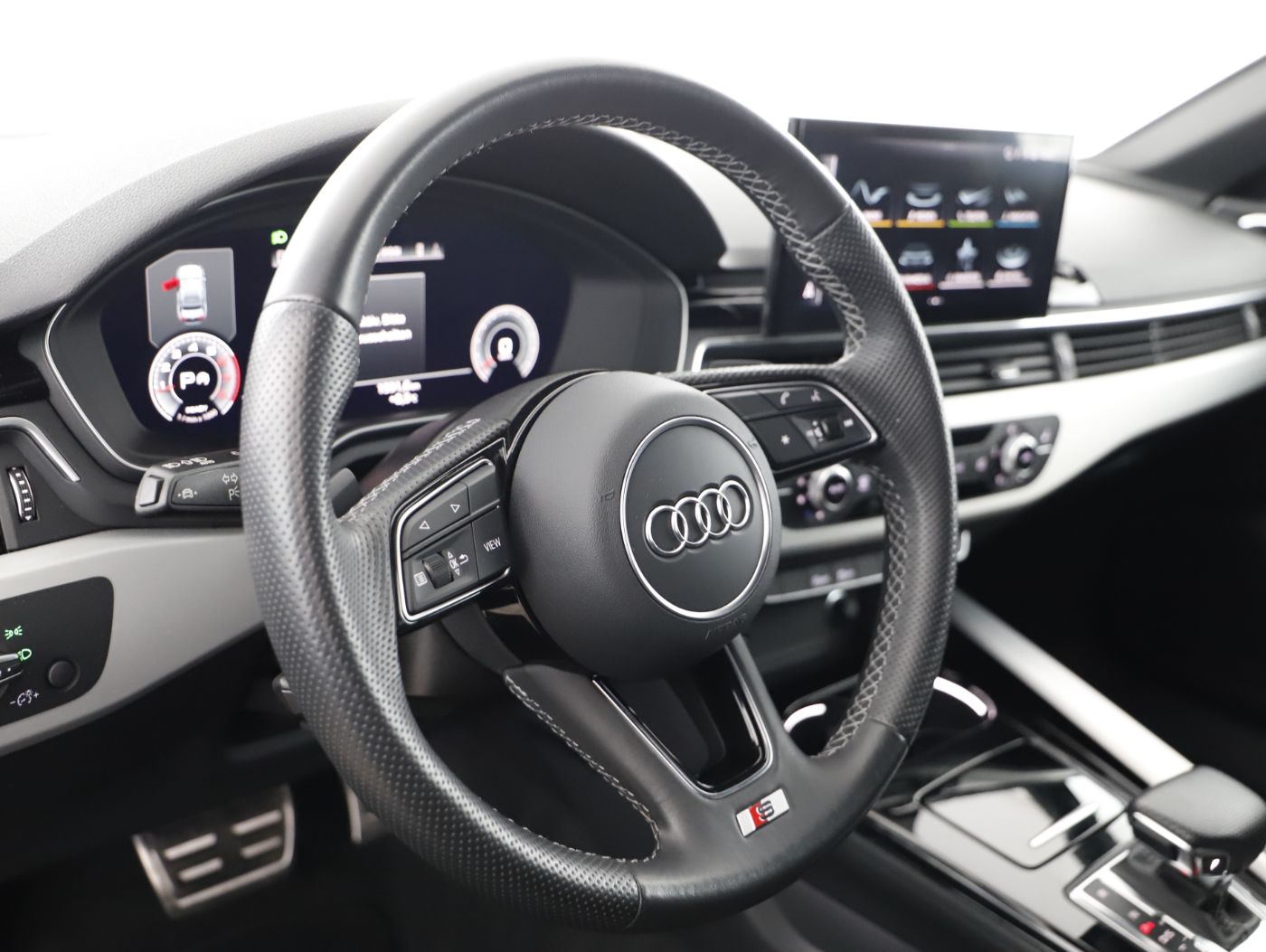 Audi A4 35 TFSI S-Line Aut. | Bild 17 von 28