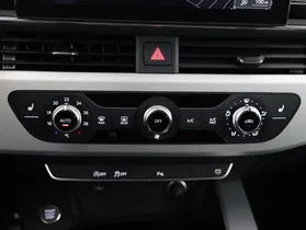 Audi A4 35 TFSI S-Line Aut. | Thumbnail 24 von 28