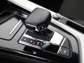 Audi A4 35 TFSI S-Line Aut. | Thumbnail 25 von 28