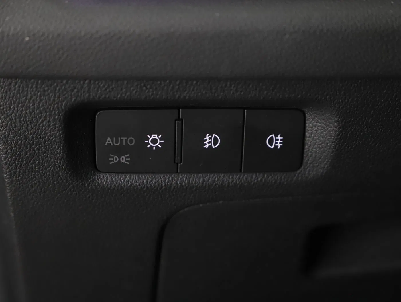 Skoda Octavia Combi 2.0 TDI Style DSG | Bild 11 von 27