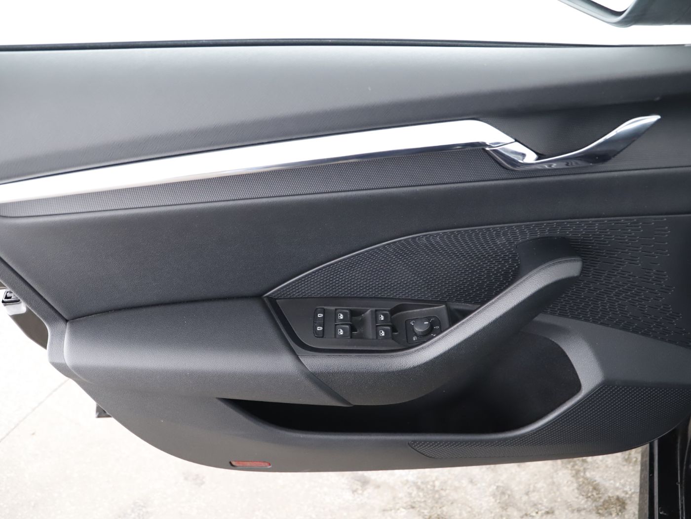 Skoda Octavia Combi 2.0 TDI Style DSG | Bild 10 von 27