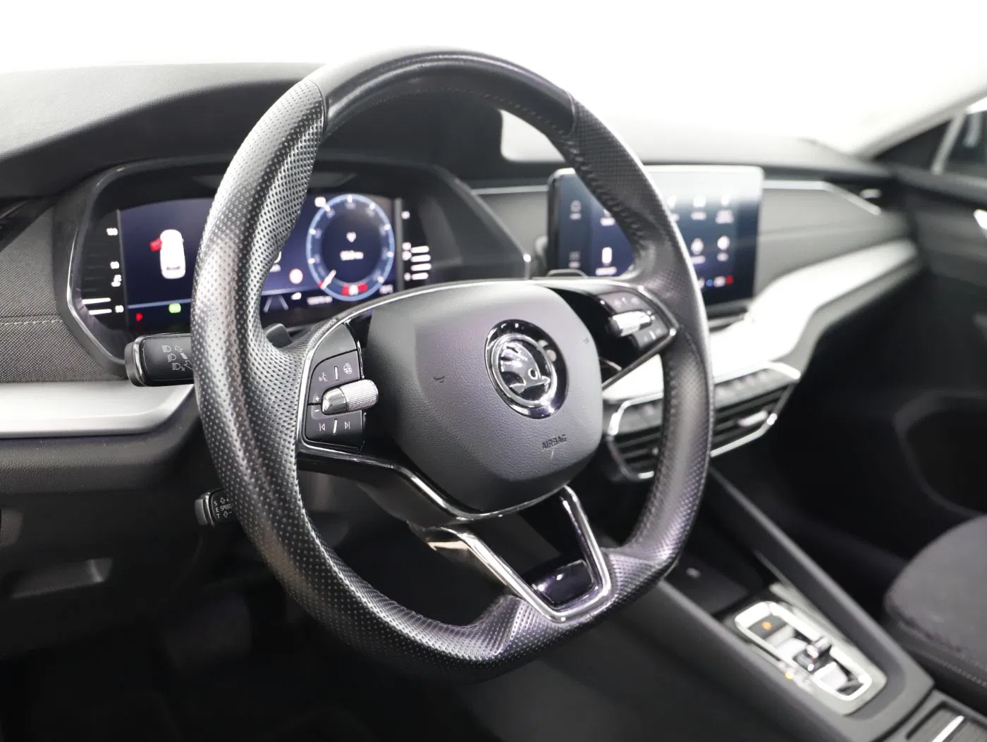 Skoda Octavia Combi 2.0 TDI Style DSG | Bild 15 von 27