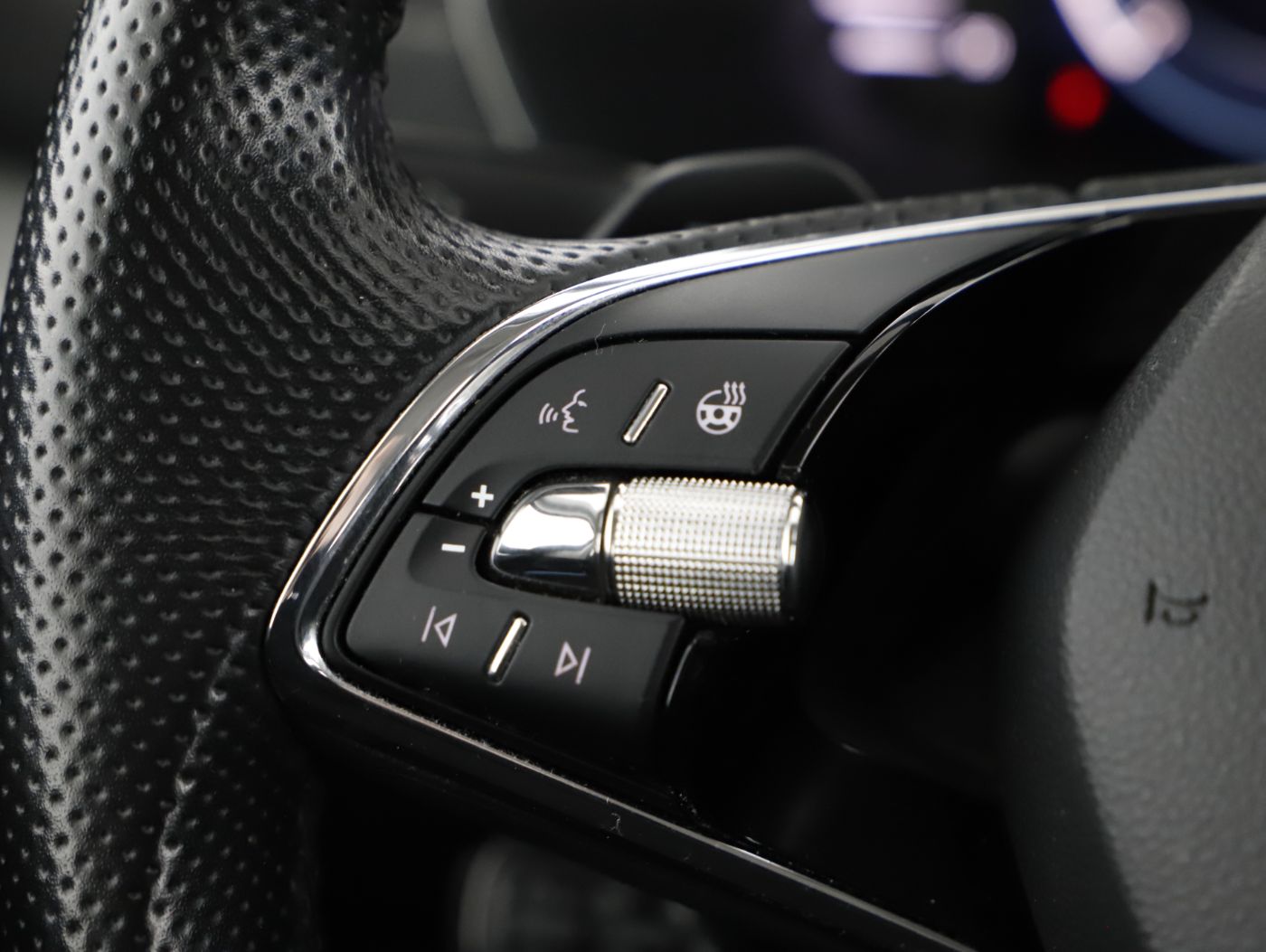 Skoda Octavia Combi 2.0 TDI Style DSG | Bild 17 von 27