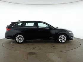 Skoda Octavia Combi 2.0 TDI Style DSG | Thumbnail 4 von 27