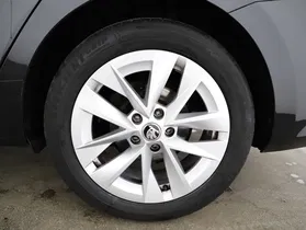 Skoda Octavia Combi 2.0 TDI Style DSG | Thumbnail 9 von 27
