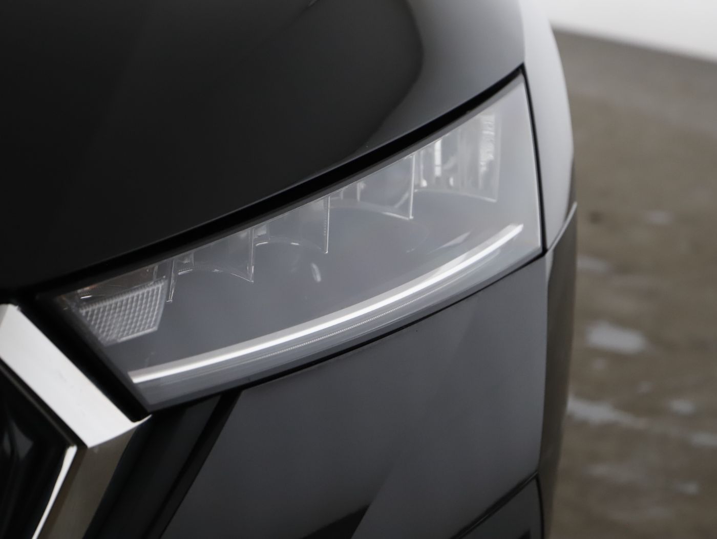 Skoda Octavia Combi 2.0 TDI Style DSG | Bild 27 von 27