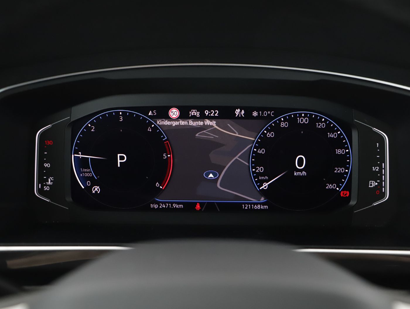 VW Tiguan 2.0 TDI BMT R-Line | Bild 16 von 25