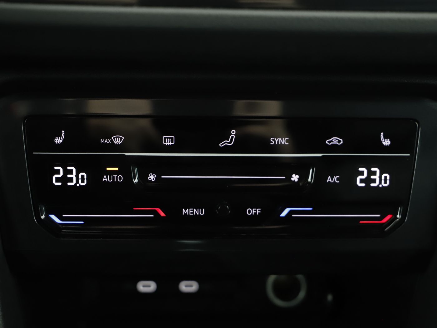 VW Tiguan 2.0 TDI BMT R-Line | Bild 18 von 25