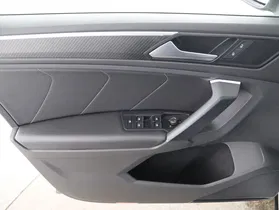 VW Tiguan 2.0 TDI BMT R-Line | Thumbnail 9 von 25