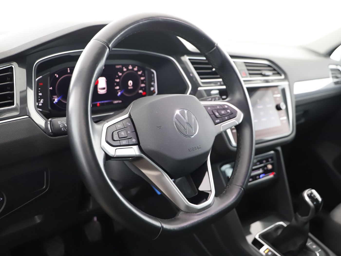 VW Tiguan 2.0 TDI Life | Bild 8 von 15