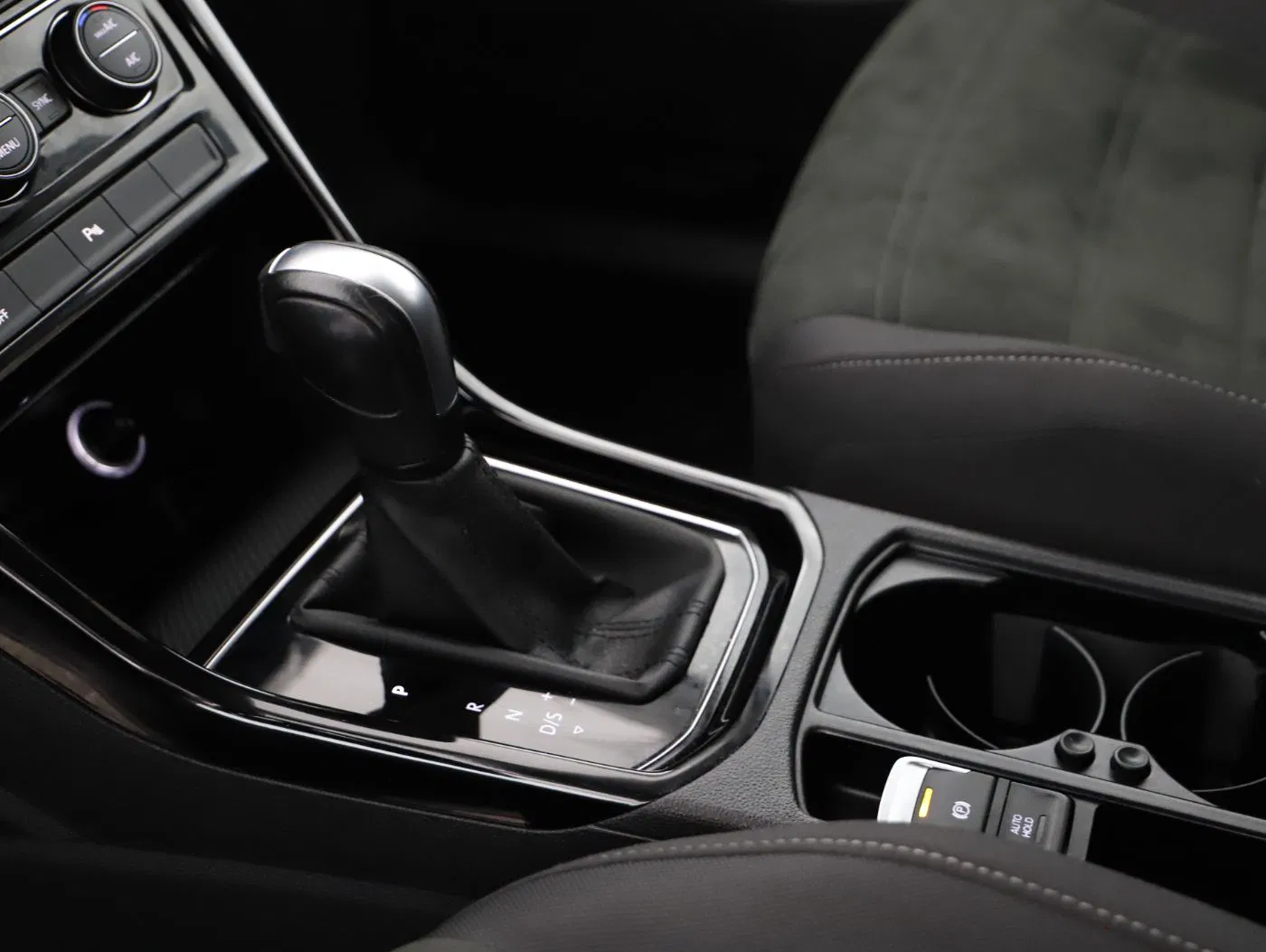 VW Touran 2.0 TDI Highline DSG | Bild 9 von 23
