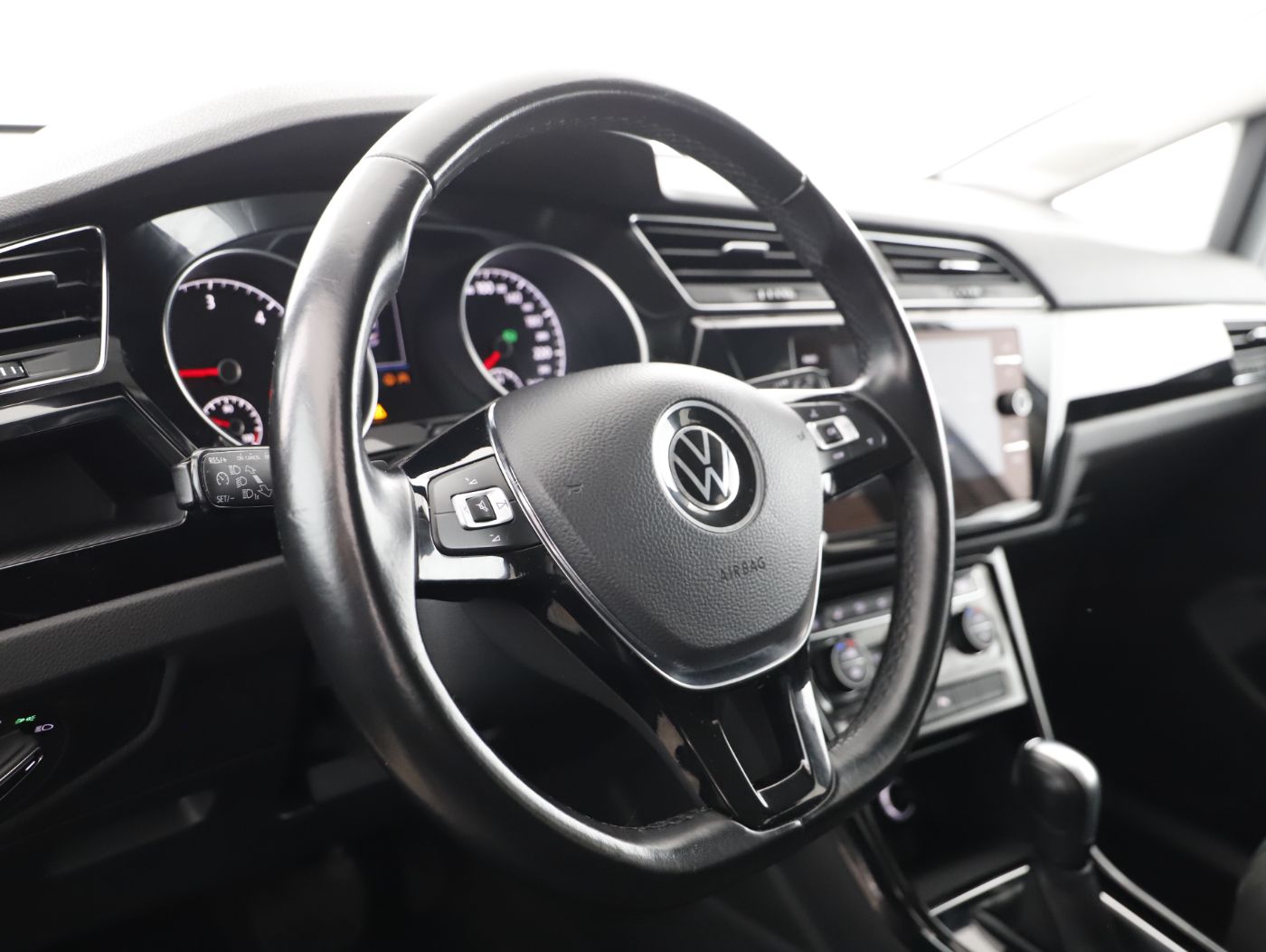 VW Touran 2.0 TDI Highline DSG | Bild 10 von 23