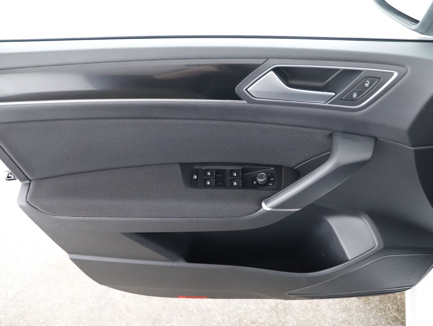 VW Touran 2.0 TDI Highline DSG | Bild 21 von 23