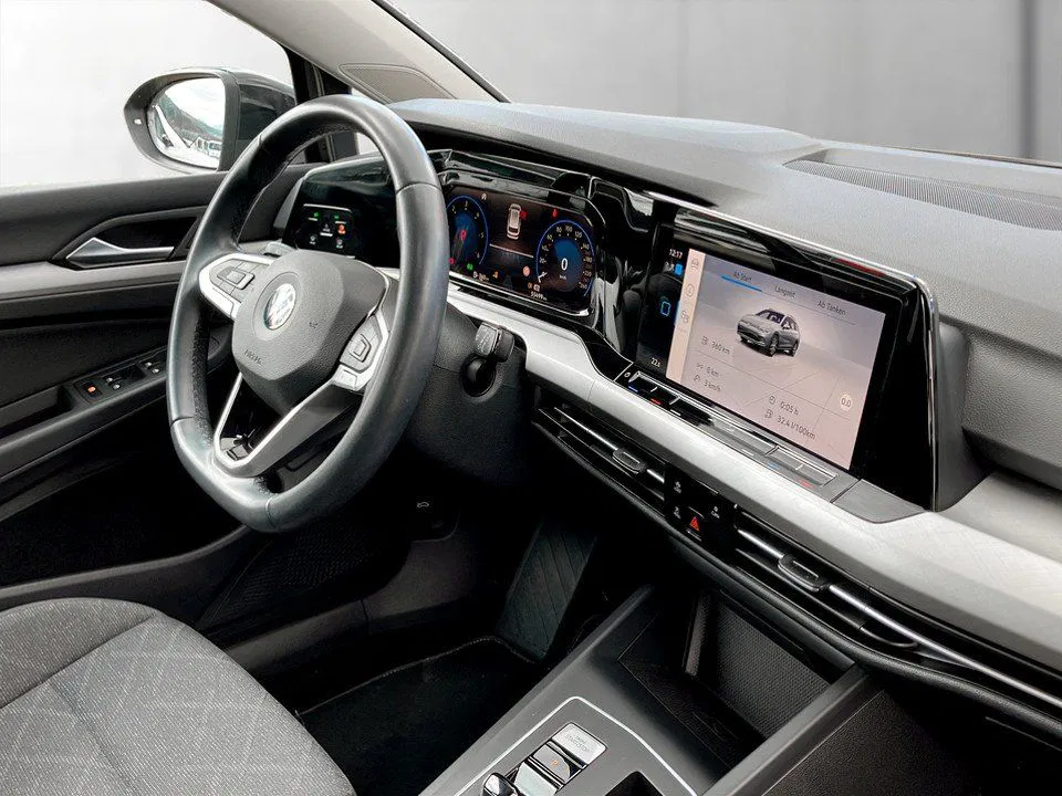 VW Golf VIII Var. 2.0 TDI Life DSG | Bild 9 von 23