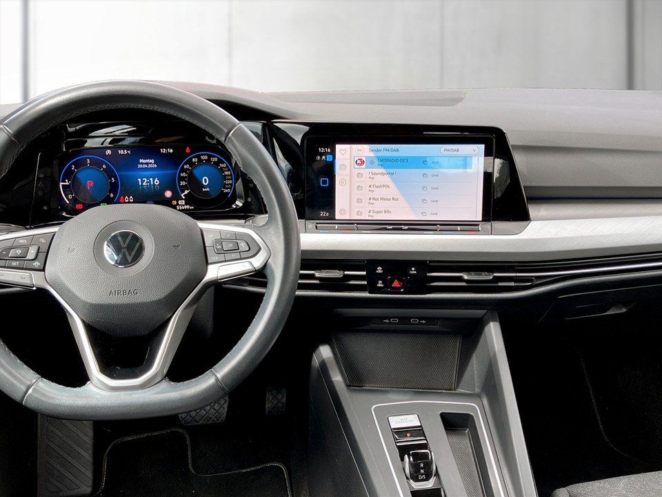 VW Golf VIII Var. 2.0 TDI Life DSG | Bild 11 von 23