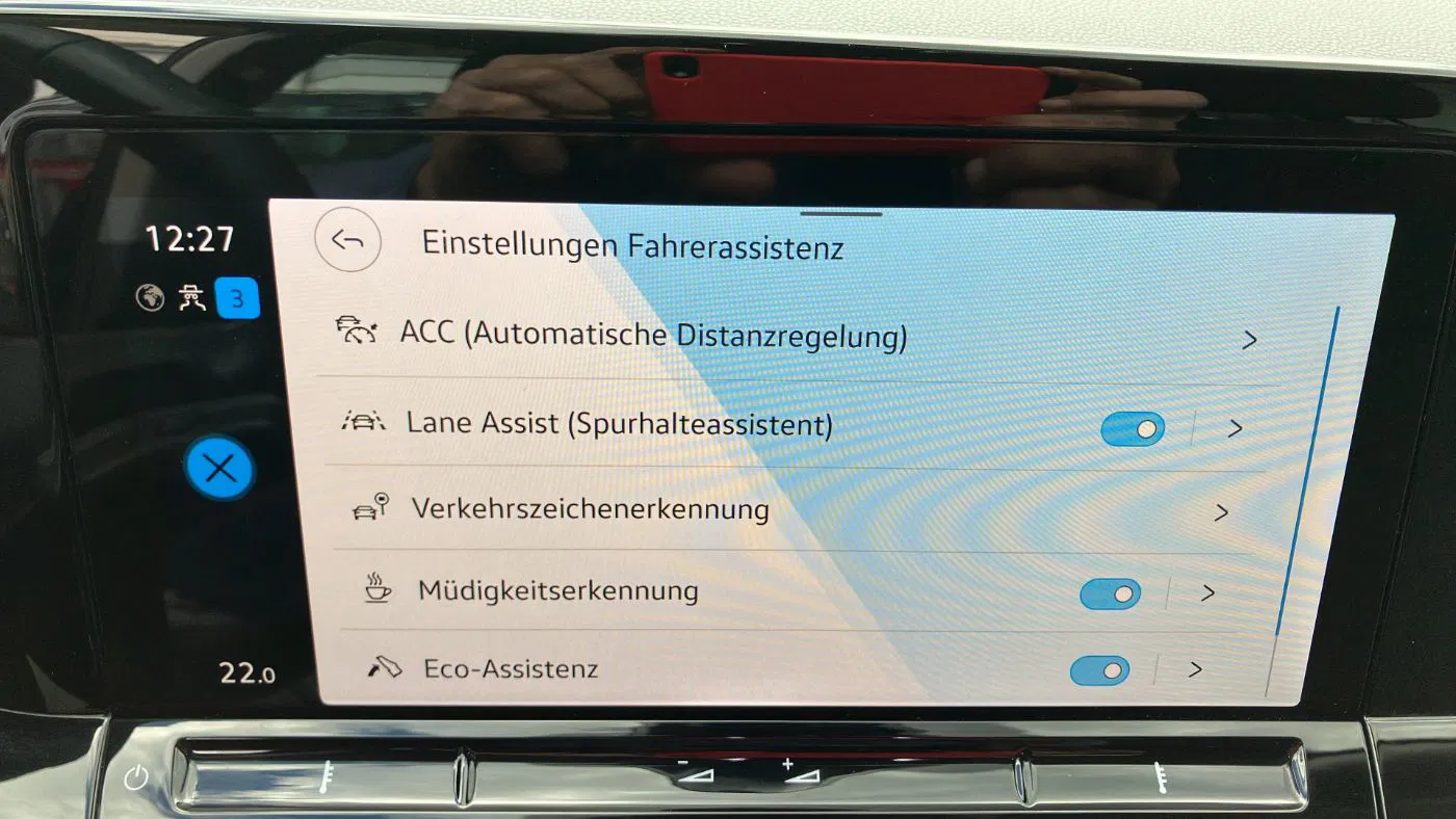 VW Golf VIII Var. 2.0 TDI Life DSG | Bild 19 von 23