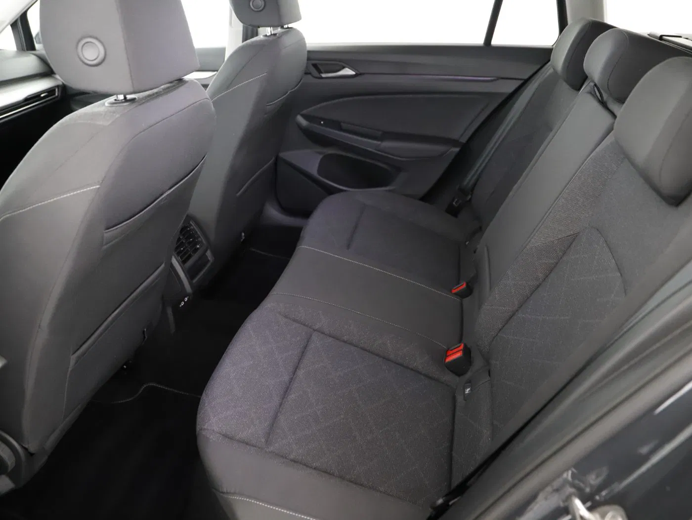 VW Golf VIII Var. 2.0TDI Life DSG | Bild 22 von 22