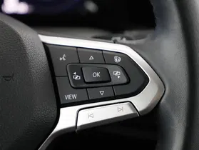 VW Golf VIII Var. 2.0TDI Life DSG | Thumbnail 16 von 22