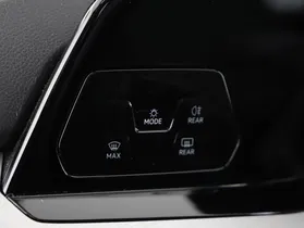 VW Golf VIII Var. 2.0TDI Life DSG | Thumbnail 10 von 22