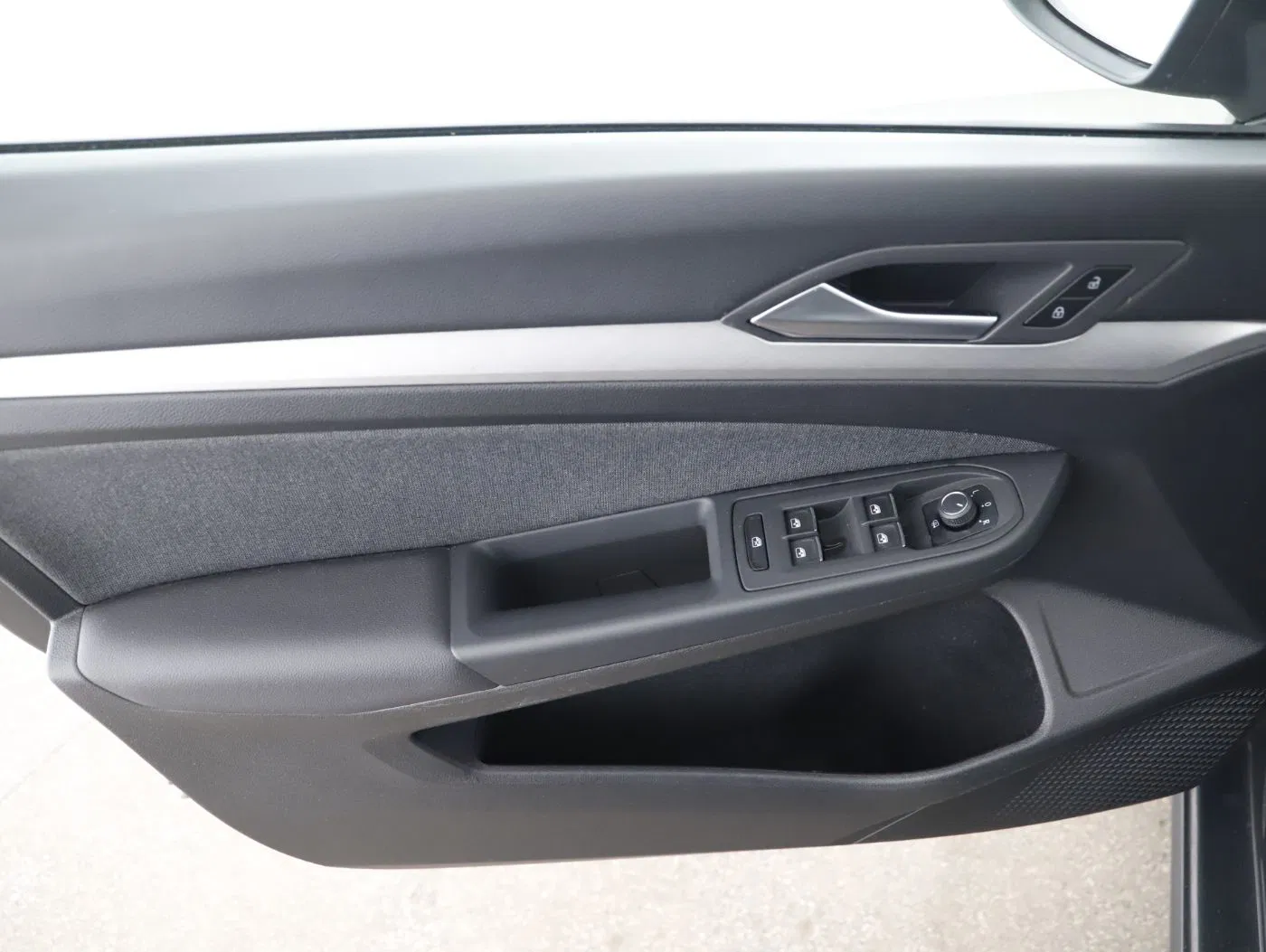 VW Golf VIII Var. 2.0TDI Life DSG | Bild 8 von 22