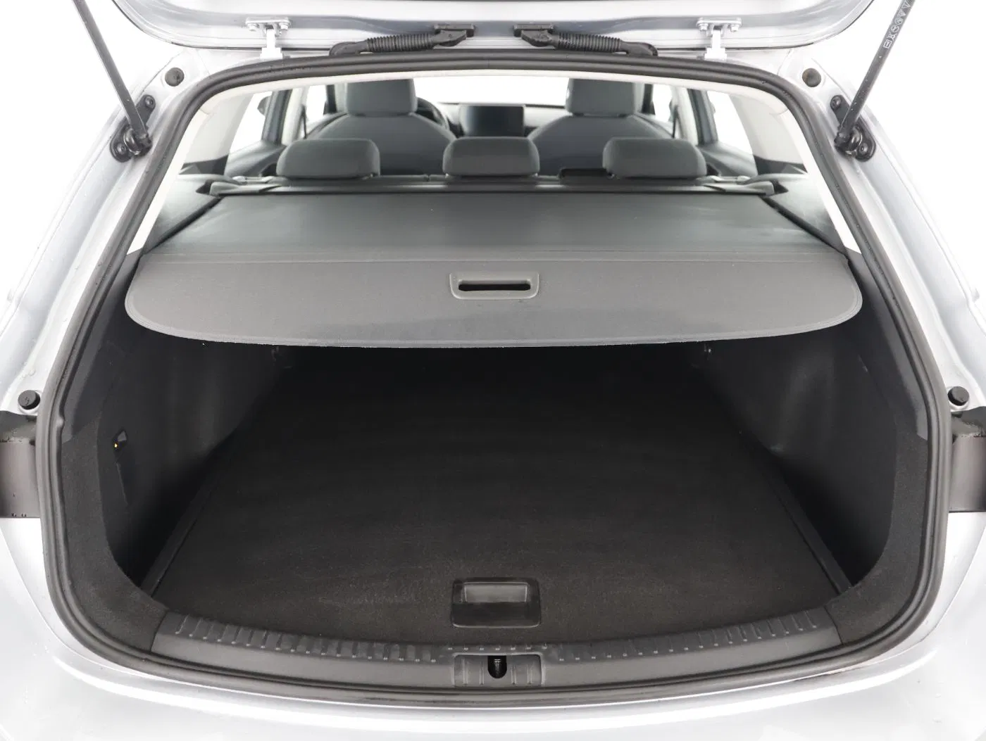 Seat Leon ST 2.0 TDI Style | Bild 24 von 27