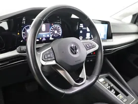 VW Golf VIII Var 2.0TDI Life DSG | Thumbnail 12 von 25