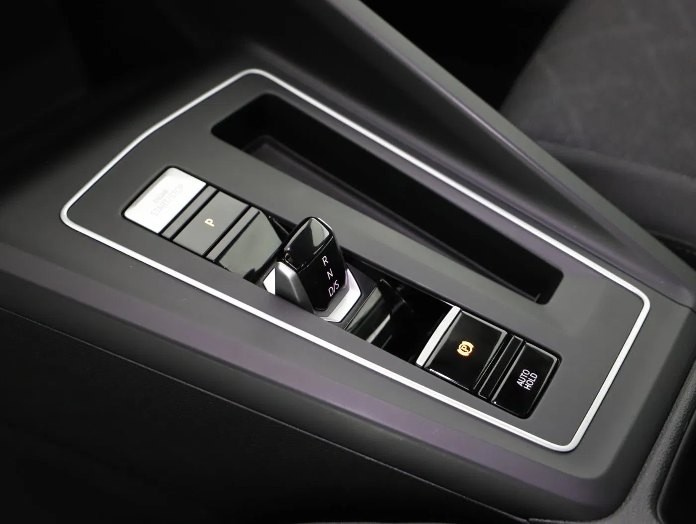 VW Golf VIII Var 2.0TDI Life DSG | Bild 13 von 25