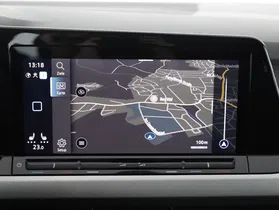 VW Golf VIII Var 2.0TDI Life DSG | Thumbnail 16 von 25