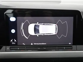 VW Golf VIII Var 2.0TDI Life DSG | Thumbnail 17 von 25